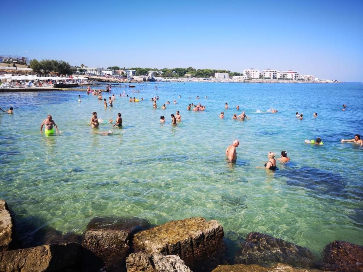 Il Platano Di Nathaly Hotel Bari Bagian luar foto